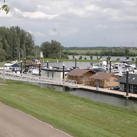 Vakantiehuis Op Het Water Olburgen